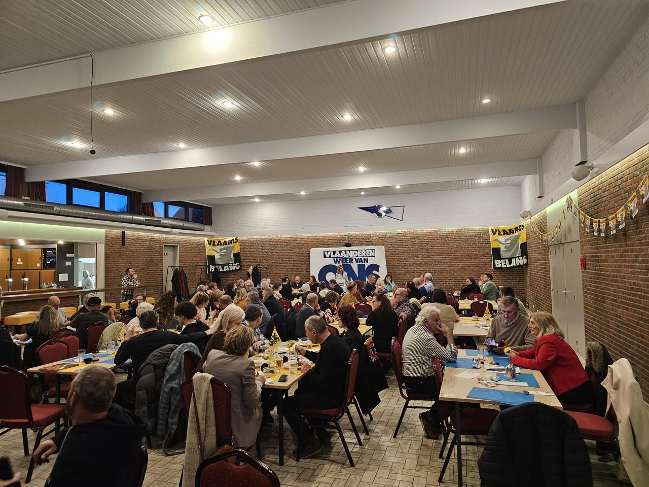 Veel enthousiasme op eetdag Vlaams Belang 