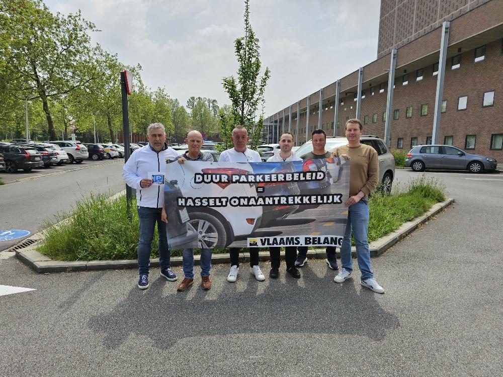 Protestactie aan de parking van het Cultuurcentrum in Hasselt