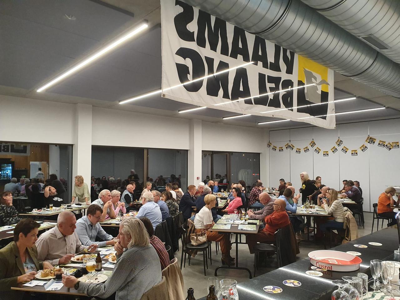 Eetfestijn Vlaams Belang Hasselt erg gesmaakt!