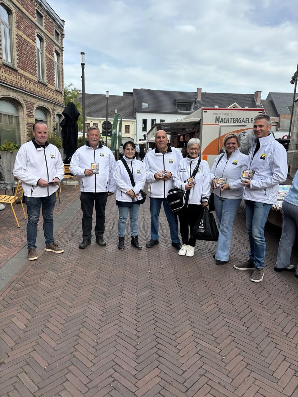 “Wie gelooft hem nog?” Vlaams Belang zet De Wever te kijk voor heel Vlaanderen