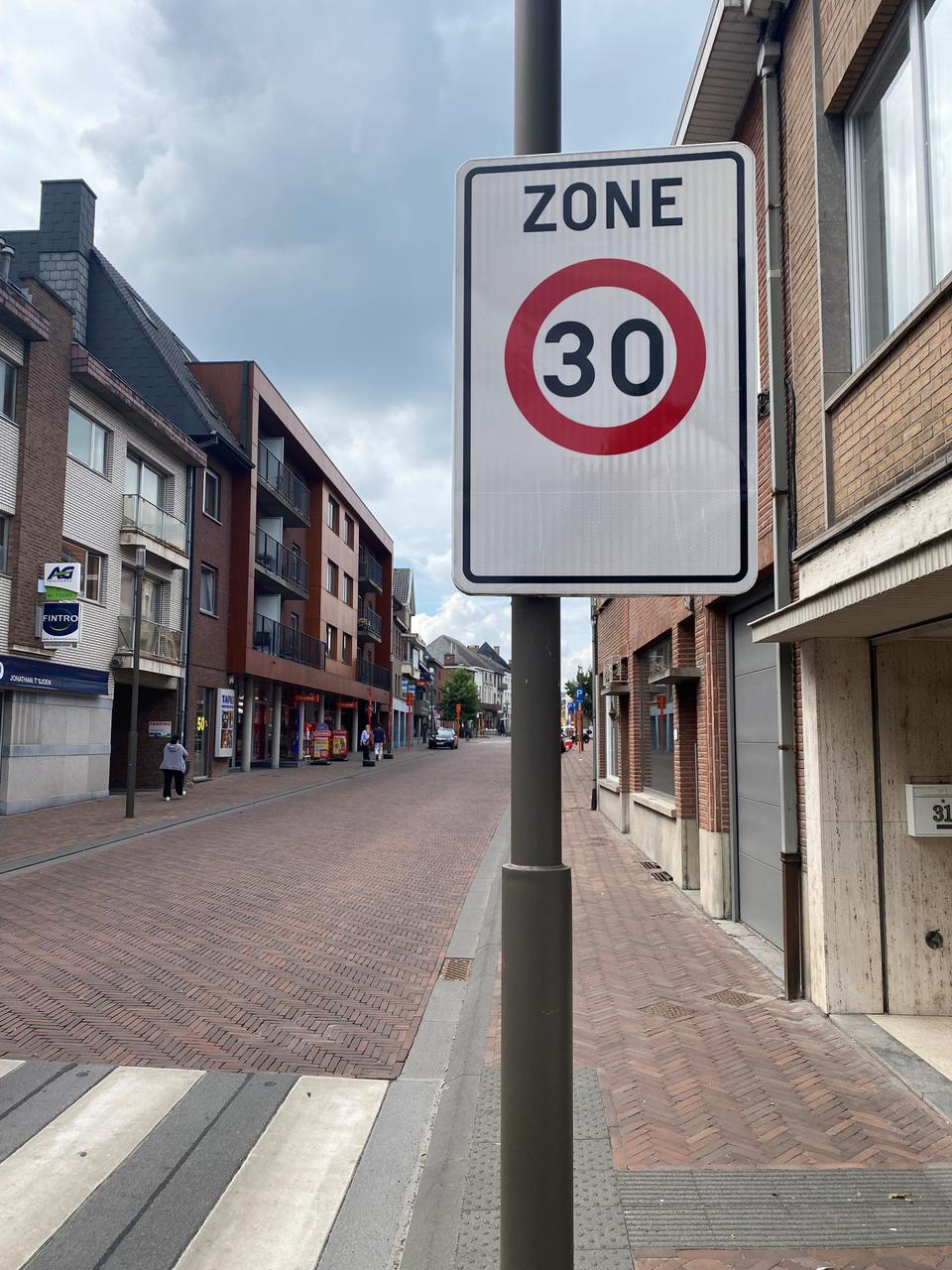 Uitbreiding zone 30: "maak eerst werk van comfort en veiligheid voor elke weggebruiker"