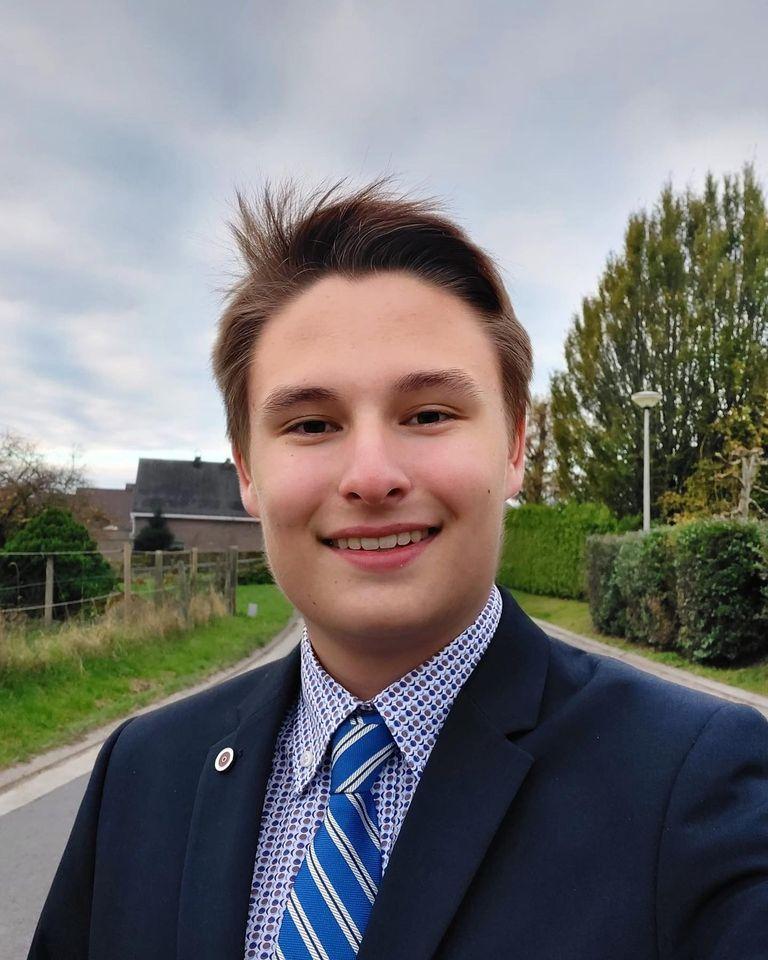 Nicolas Larivière nieuwe Jongerenvoorzitter