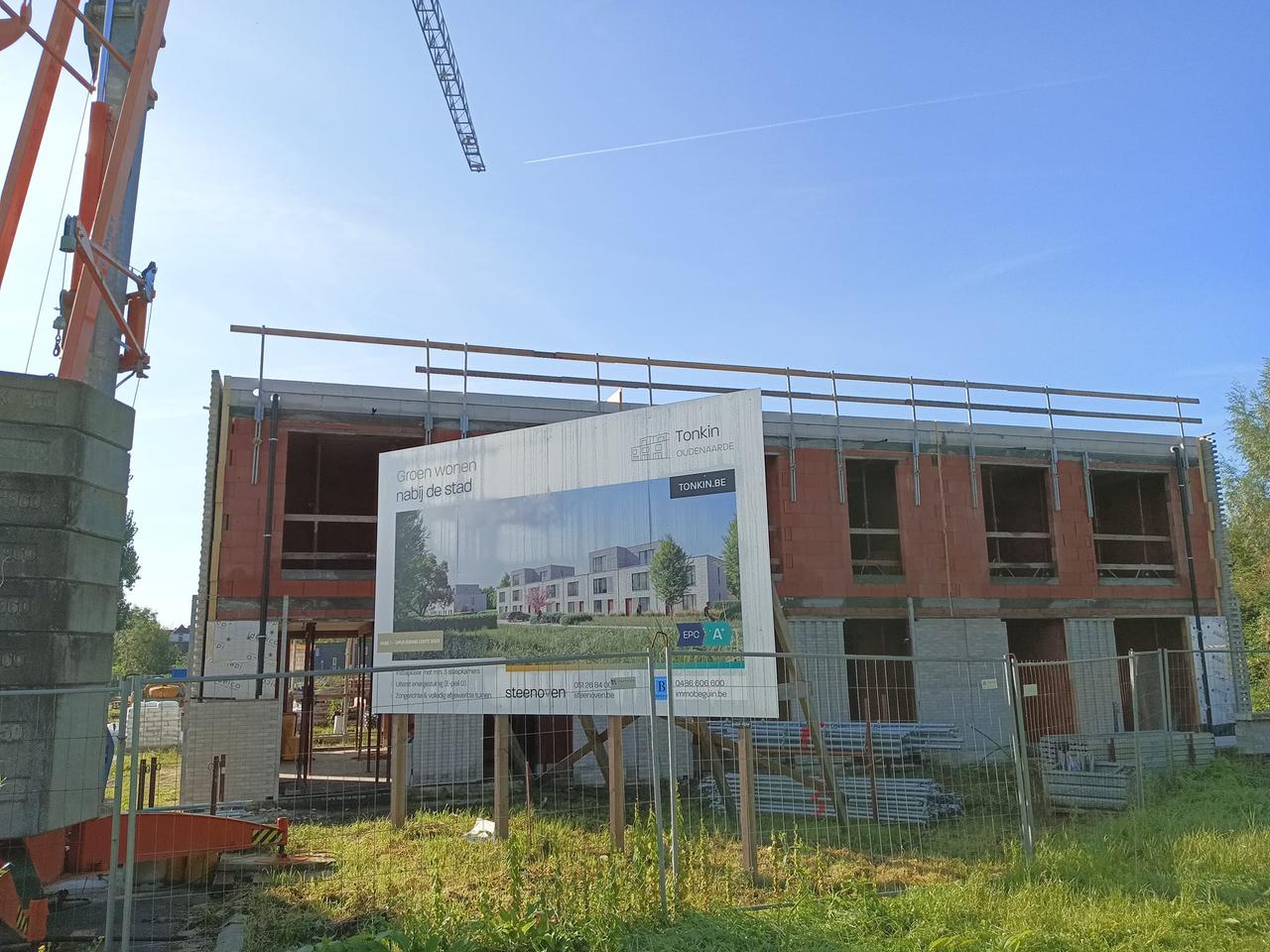 STAD OUDENAARDE BOUWT WEL HEEL VEEL SOCIALE WONINGEN IN LEUPEGEM !