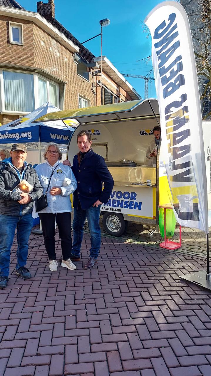 Vlaams Belang Buggenhout deelt soep uit en doet inzamelingsactie voor goede doel: “Een hart voor onze mensen”