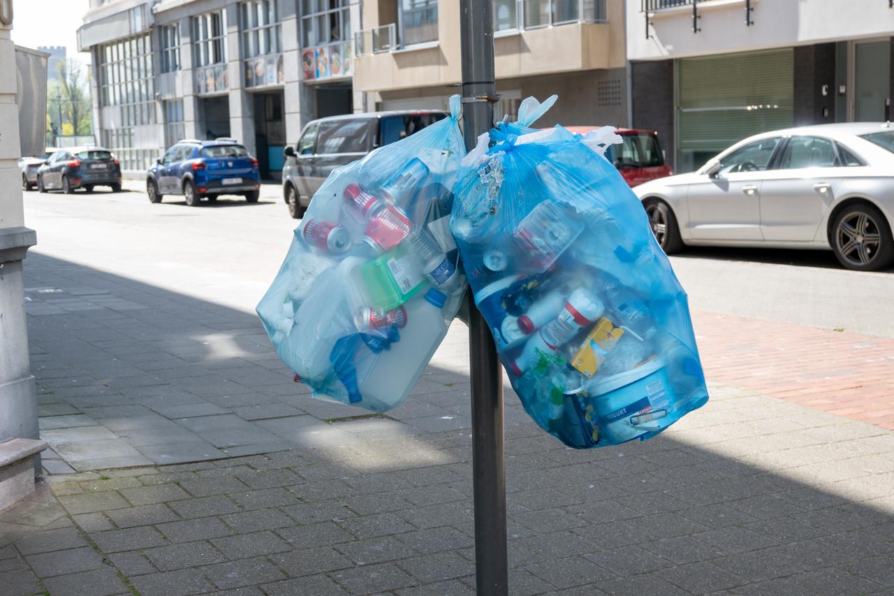 Vlaams Belang vraagt proefproject met kroonringen voor PMD-zakken