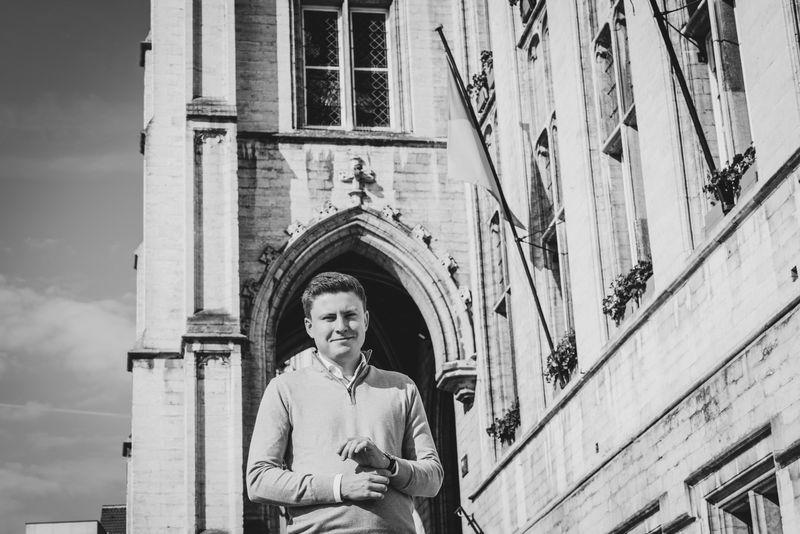 Sint-Niklaas is geen echte democratie (meer)