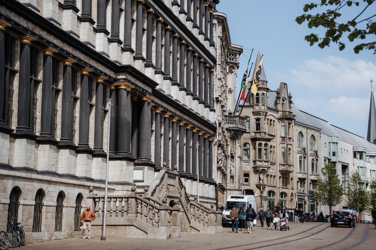 “Volksfeest rond ’25 jaar participatie’ is slechte grap”