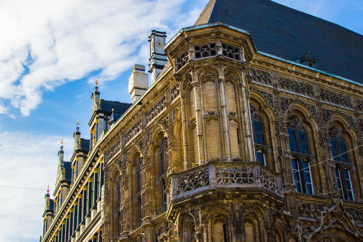 Stad Gent verbrast miljoenen aan reclamecampagne tijdens crisis