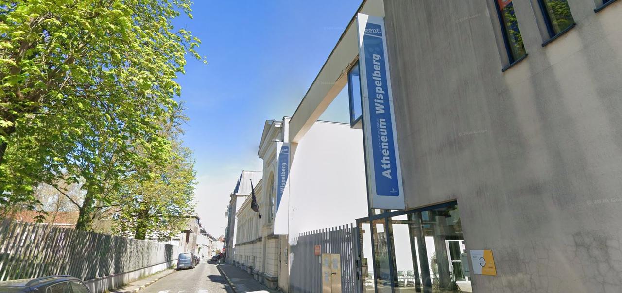 Oppositie roept extra gemeenteraad bijeen over crisis in stedelijk onderwijs
