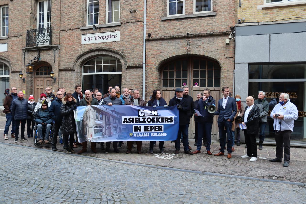 Uitbreiding open asielopvang Ieper: ““Wie een vinger geeft aan deze regering, verliest al gauw een hand”
