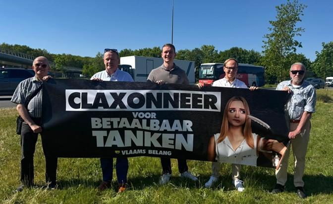 Vlaams Belang houdt claxonneeractie tegen woekerprijzen brandstof
