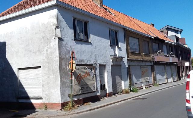 Safe House, doorgangshuis en/of kraakpand ?