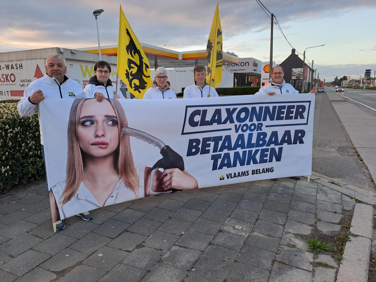 Vlaams Belang houdt claxonneeractie tegen woekerprijzen brandstof!