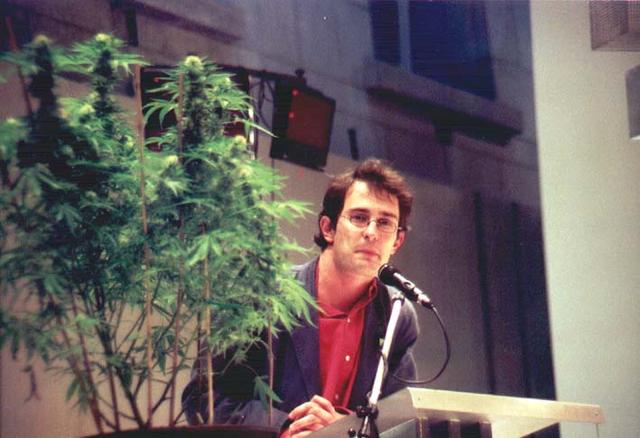 Kortrijk: 'Drugs' maar geen 'War'