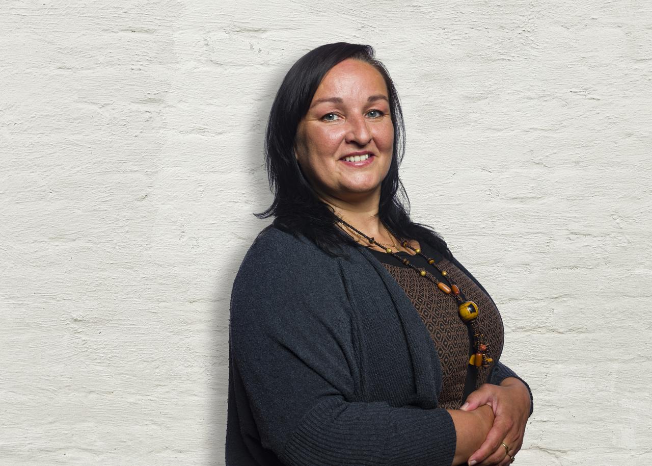 Alena Bednarikova, verrassende kandidate met migratieachtergrond op lijst Vlaams Belang Kortrijk