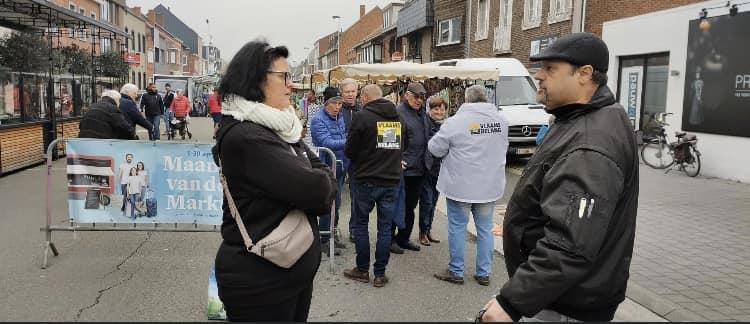 Vlaams Belang deelt op  paaszaterdag 6000 paaseitjes uit op de lokale markt !