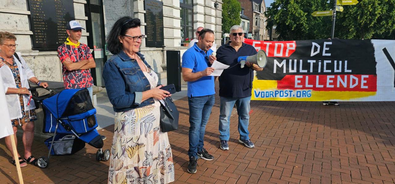 Vlaams Belang voert actie tegen stijgende onveiligheid in Leopoldsburg !