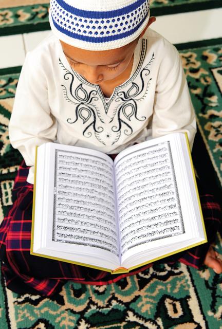 Stop de verdergaande islamisering: behoud van christelijke en westerse identiteit in Beringen