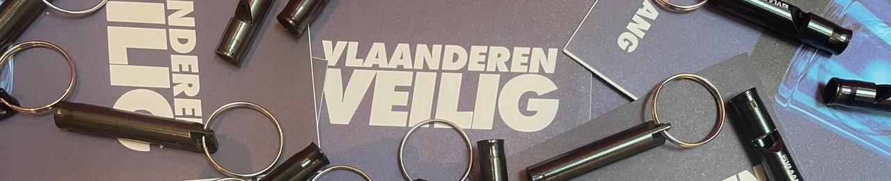 Vlaams Belang Dendermonde verdeelt gratis noodﬂuitjes