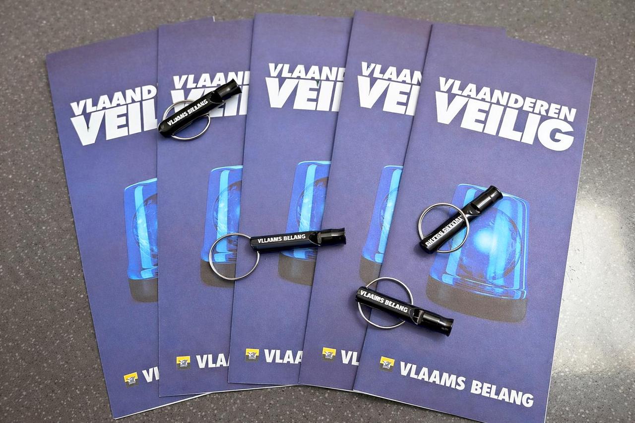 Noodfluitjesactie Vlaams Belang krijgt sterke respons