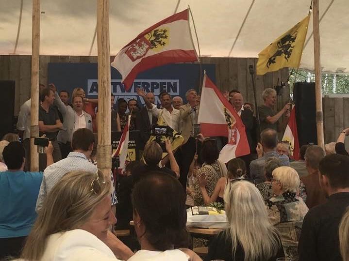 Vlaams Belang Antwerpen stelt gemeente-en districtsraadslijsten voor op Linkeroever