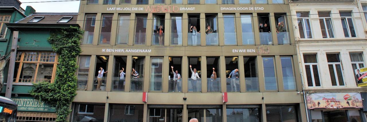 Strijd tegen woke: burgemeester De Wever laat betijen en stemt Vlaams Belang-motie weg