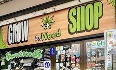 Vlaams Belang wil verbod softdrugswinkel op Sint-Jansplein