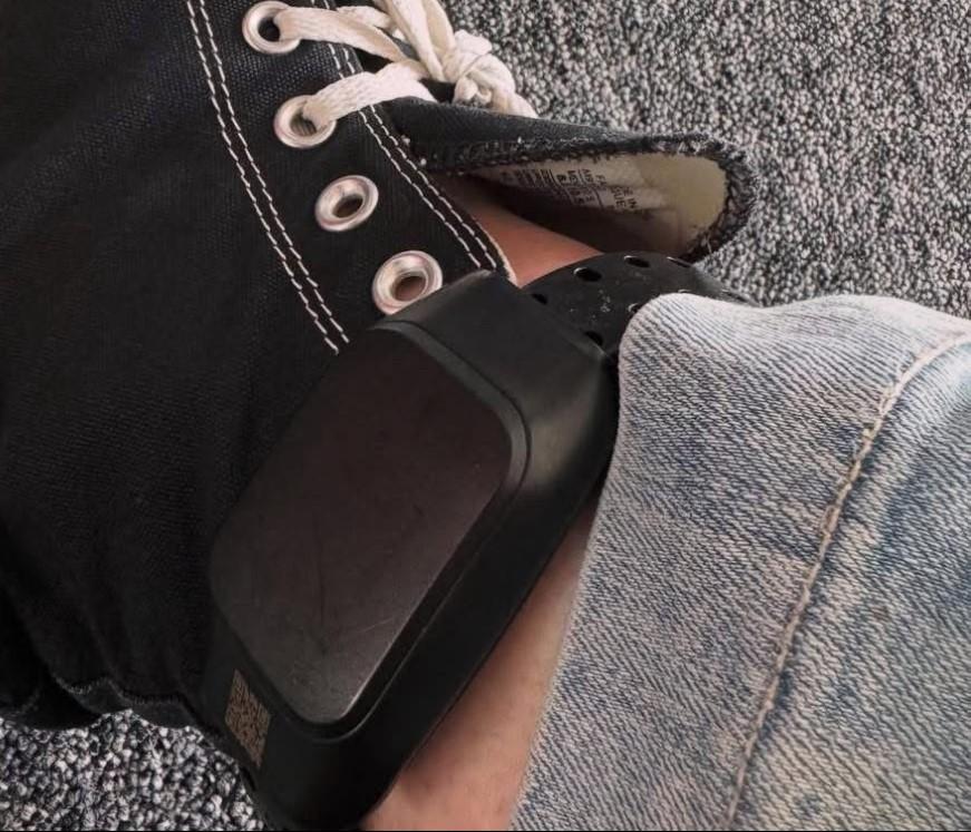 Vlaams Belang Antwerpen verontwaardigd over stijgend aantal incidenten met enkelbanddragers: “Strafuitvoering totaal uitgehold!”