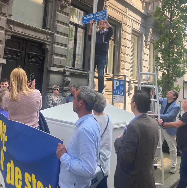 Vlaams Belang voert actie tegen drugsaanslagen in Gounodstraat