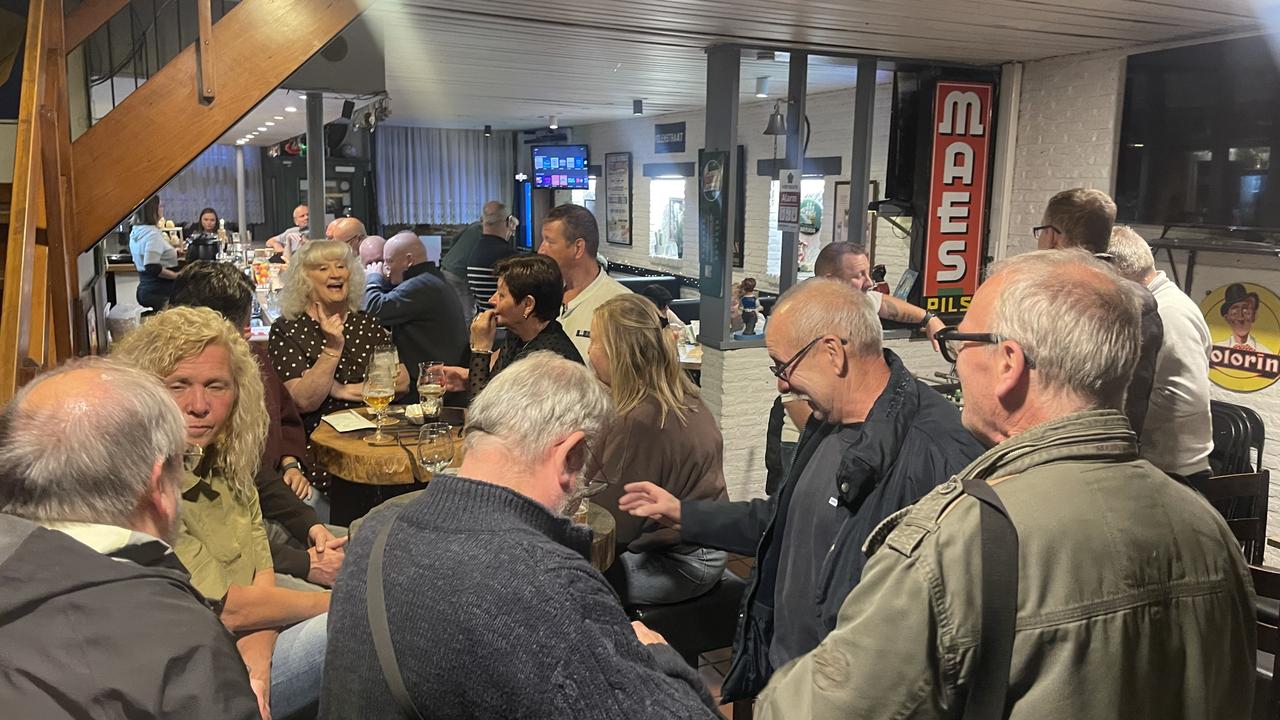 Tientallen bezoekers op onze cafébijeenkomst