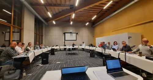 De fratsen van 8710 "Het biertje te veel"