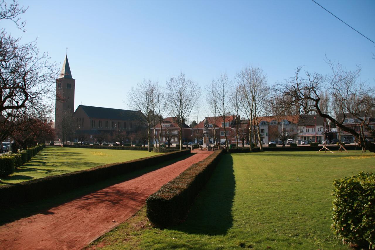 JEUGD  EN  VOETBALMOGELIJKHEDEN IN ONZE GEMEENTE.