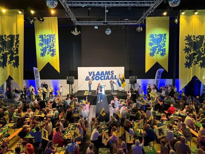 Ook VB Halle  was present op 1 mei in Ninove