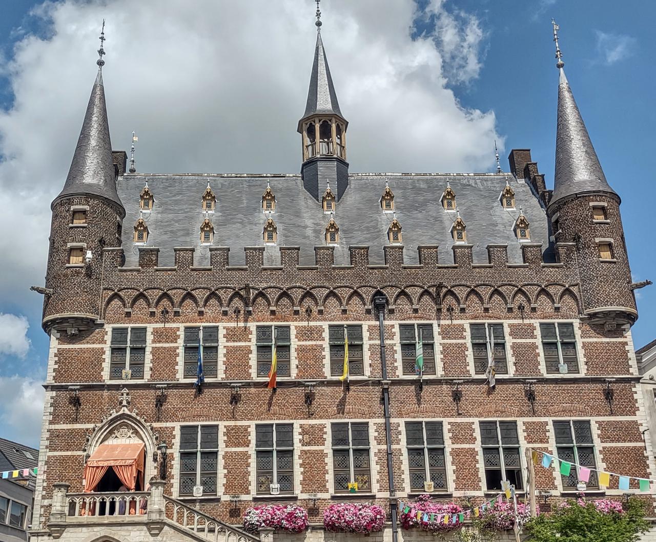 Vlaams Belang lanceert 10 puntenprogramma voor Geraardsbergen