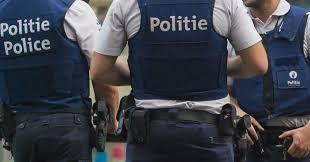 Tientallen Eritreeërs zetten Hoboken urenlang op stelten