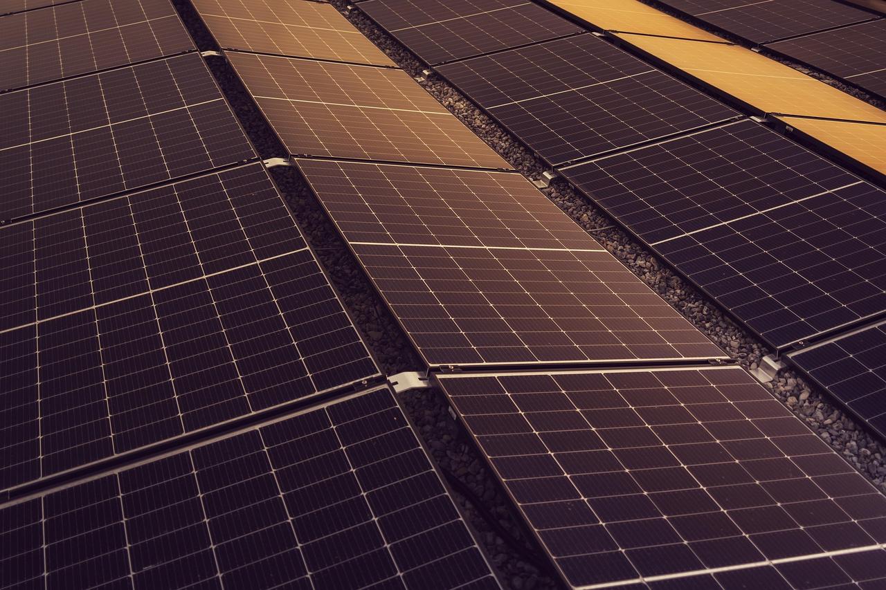 Schotense belastingbetaler betaalt zonnepanelen, woonzorggroep krijgt de opbrengst