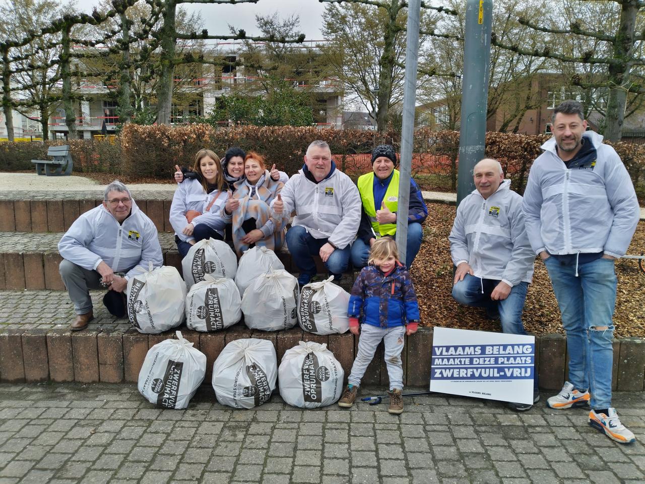 Vlaams Belang Balen - Olmen ruimt zwerfvuil op