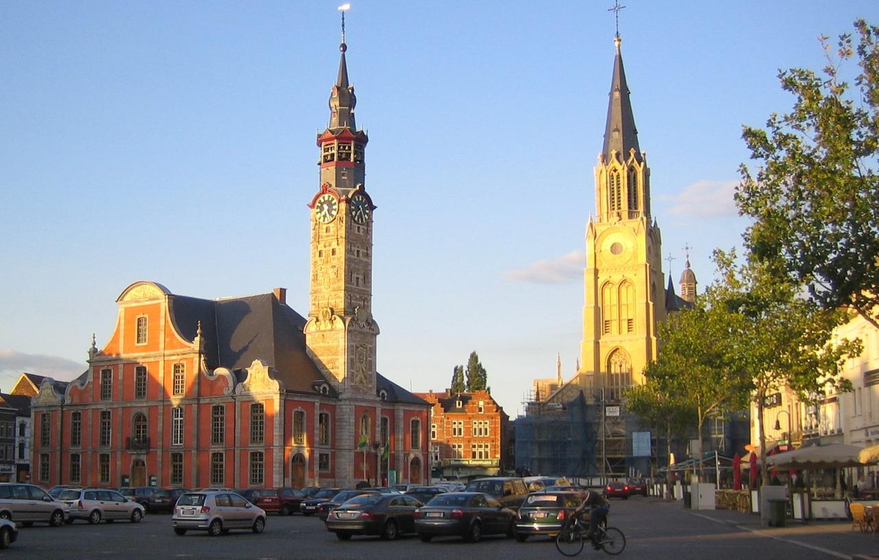 Somers moet overgaan tot afzetten Veerle Heeren