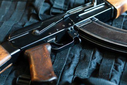 Tsjetsjeense en Koerdische bendes rivaliseren in Luik: “Criminele vreemdelingen uitzetten”