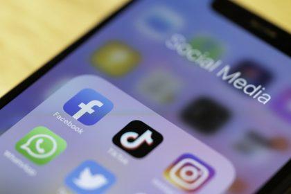 “Factcheckers verspreiden opnieuw fake news”