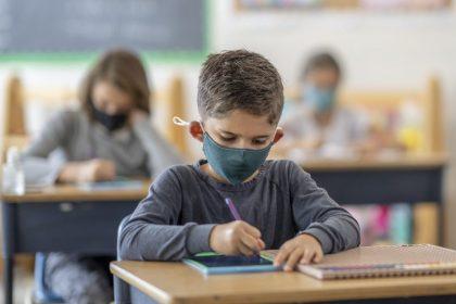 Maatregelen Overlegcomité steunen te weinig op wetenschappelijke kennis