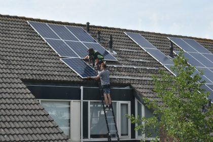 Vlaams Belang lanceert mini-docu over “zonnepanelenfiasco”