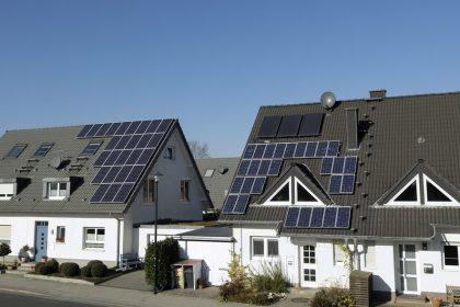 Zonnepanelen vallen uit door verouderd net: “Eigenaars recht op compensatie”