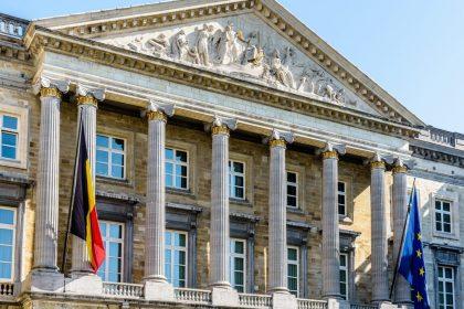 “Begrotingsconclaaf mag niet op eigen mensen besparen”