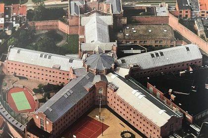 “Volg het Nederlandse voorbeeld. Veroordeelden zitten hun straf uit”