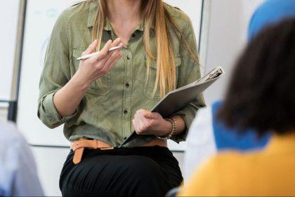 Onze lerarenkamers zijn niet ‘te wit’