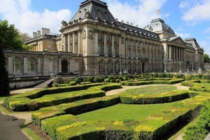 “Belastinggeld vloeit zonder controle naar Koninklijke Schenking”