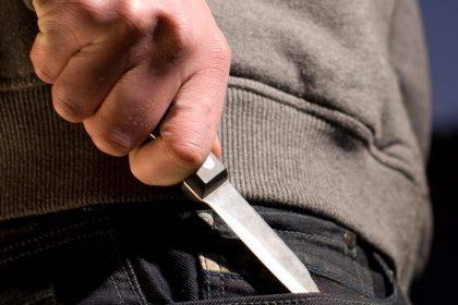 Werkstraf en boete voor toebrengen van messteken