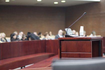 Juryleden Assisen moeten jaren wachten op vergoeding