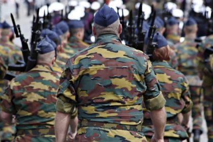 Vlaams Belang eist aftreden van Defensieminister Dedonder